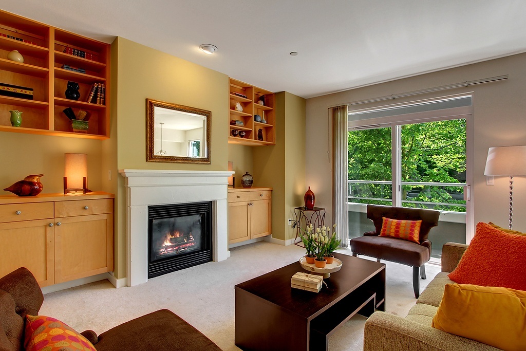 Property Photo: 925 110th Ave NE 208 WA 98004