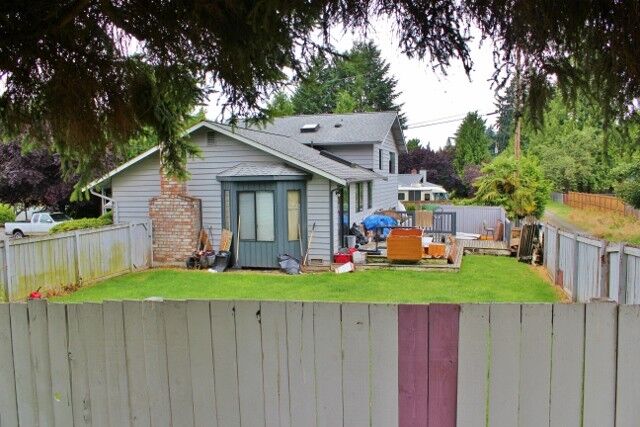 Property Photo: 4819 154th Place SW WA 98026