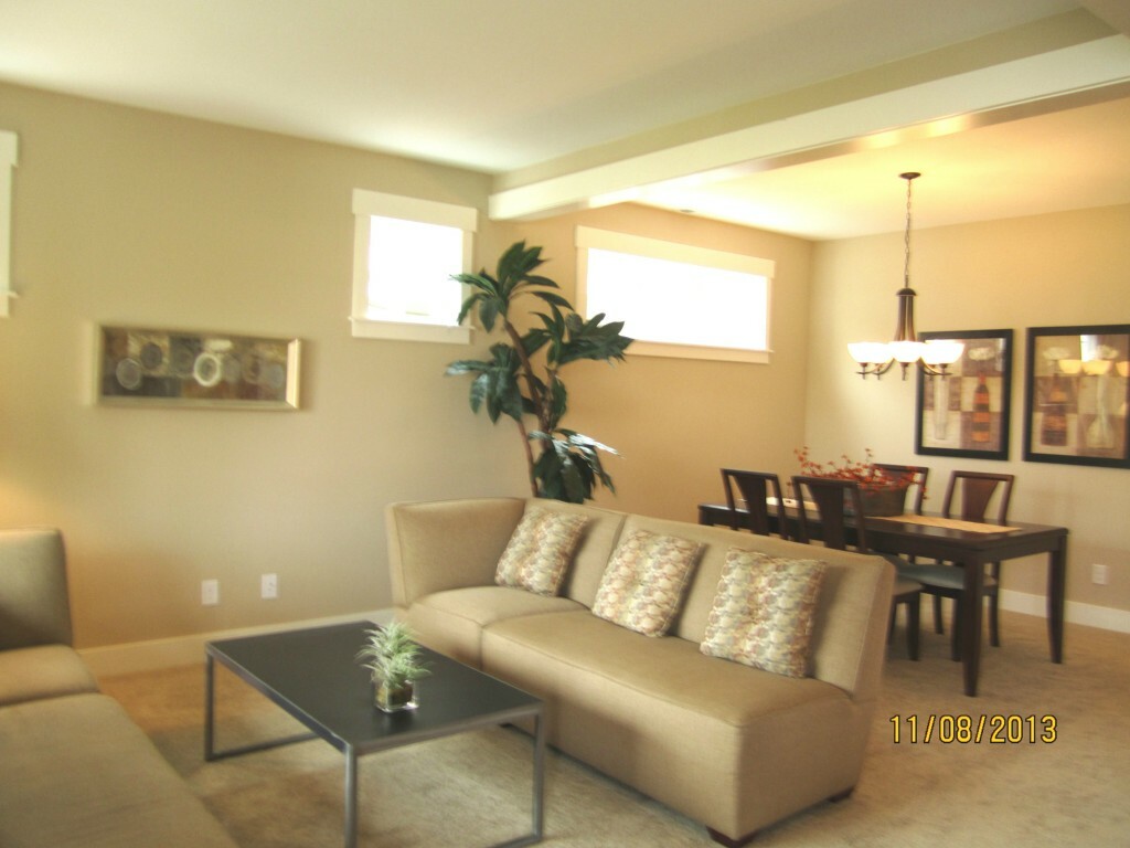 Property Photo: 785 Hoquaim Ave NE WA 98059