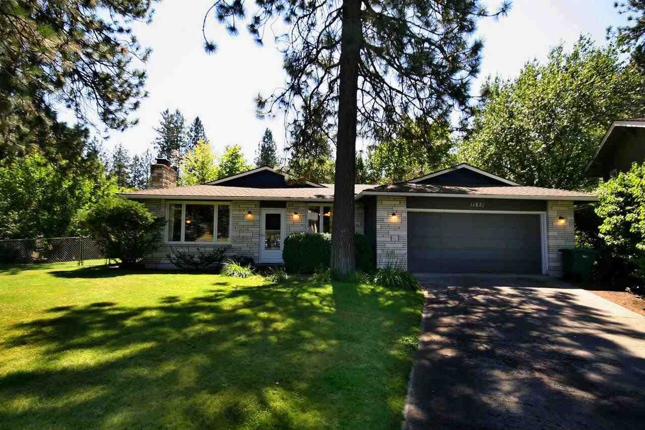 Property Photo: 11821 N Fairwood Dr WA 99218