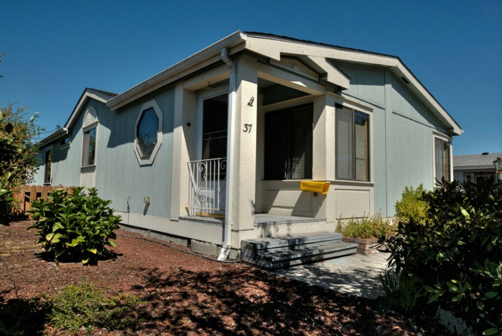 Property Photo:  3802 James St 37  WA 98226 