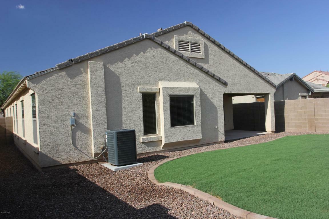 Property Photo:  41103 W Thornberry Lane  AZ 85138 