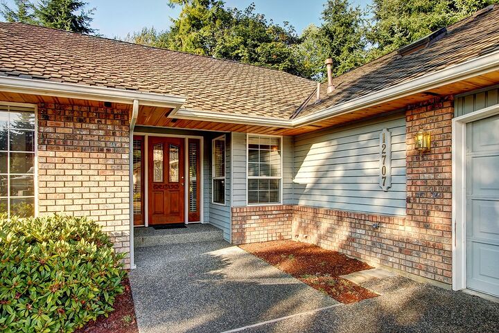 Property Photo: 12707 42nd Dr SE WA 98208