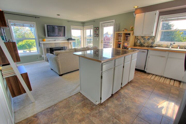 Property Photo:  3216 14th Ave W 208  WA 98119 