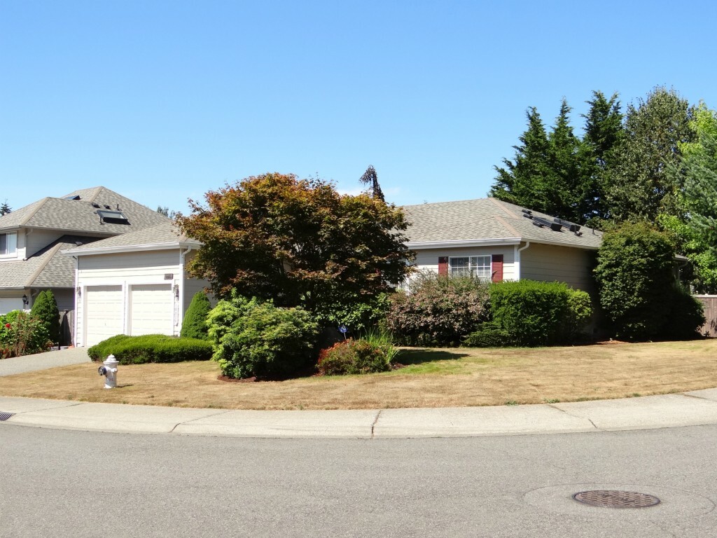 Property Photo:  10434 SE 214th Place  WA 98031 