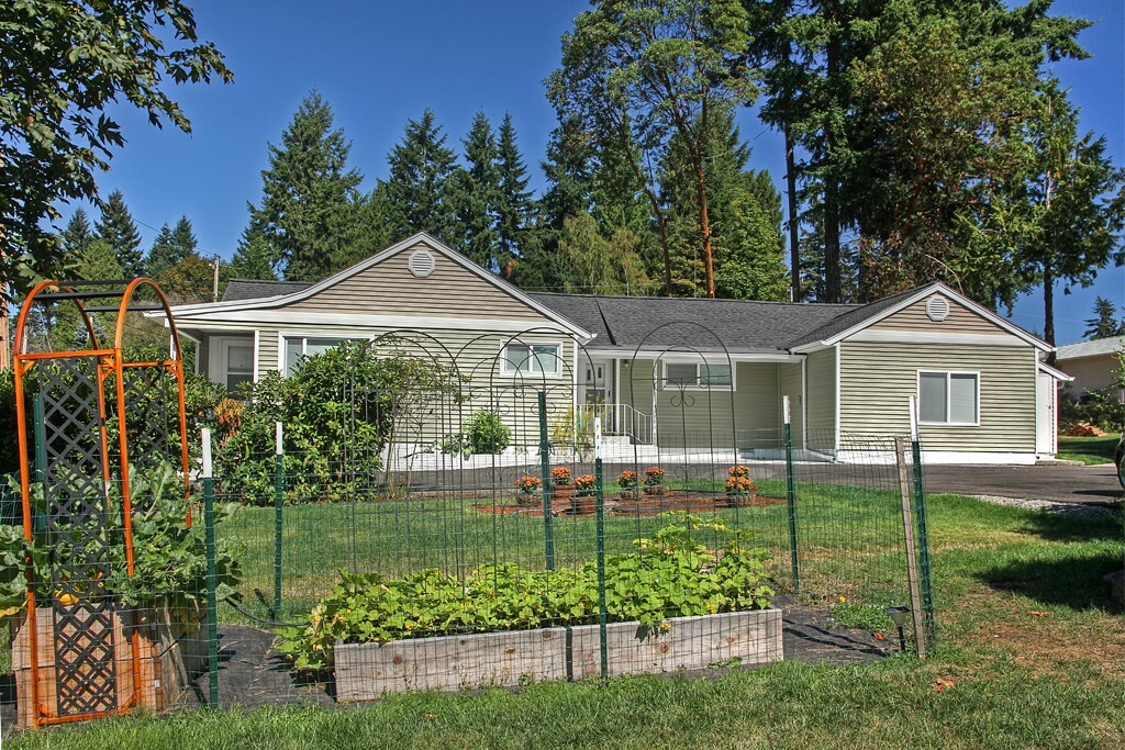 Property Photo:  3138 Rocky Point Rd NW  WA 98312 