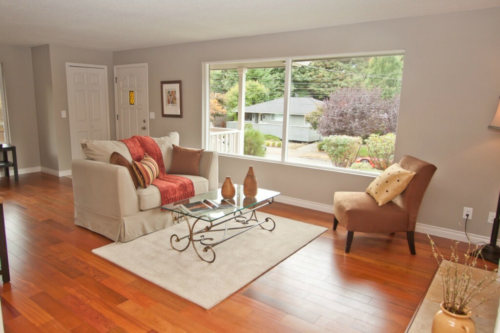 Property Photo: 11424 30th Place SW WA 98146