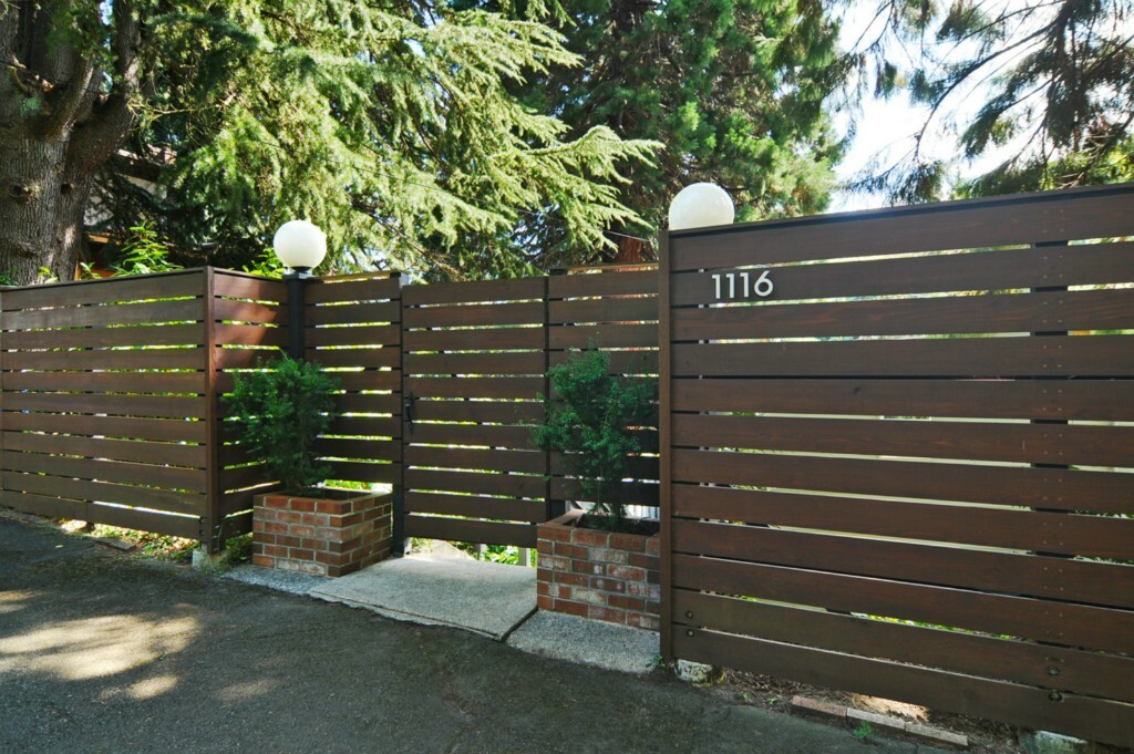 Property Photo: 1116 Newport Wy WA 98122