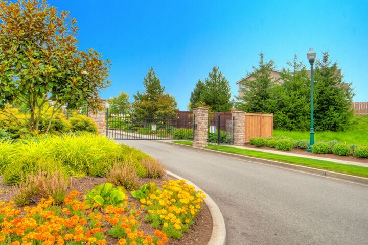 Property Photo:  2514 85th Dr NE Z3  WA 98258 