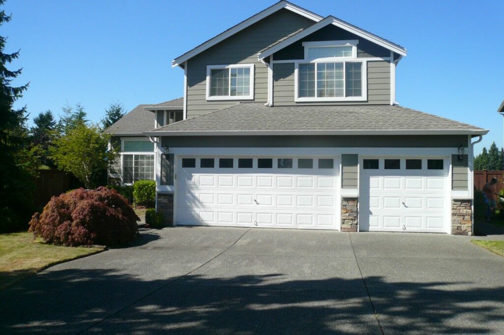 Property Photo: 5113 Perry Dr SE WA 98092