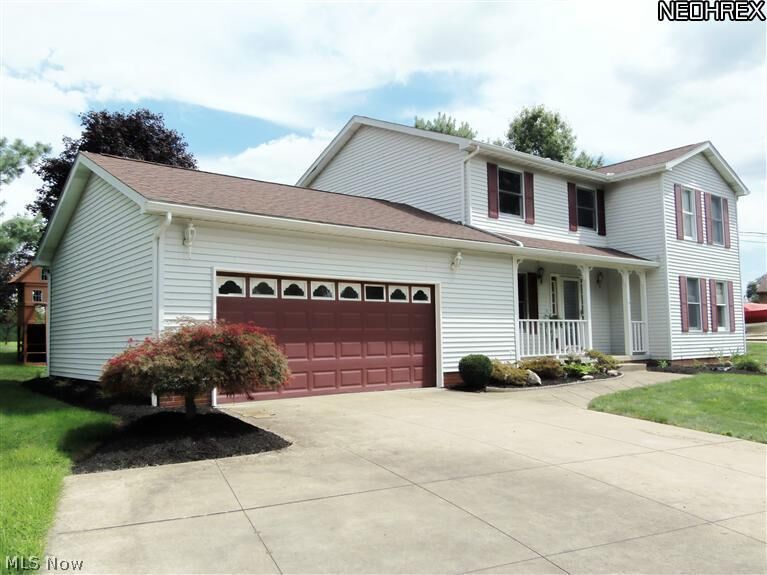 Property Photo: 4955 Clearwater Drive OH 44720