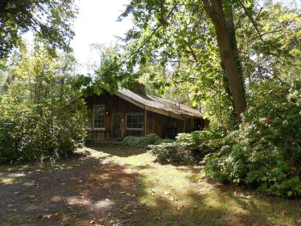 Property Photo:  22422 9th Ave SE  WA 98021 