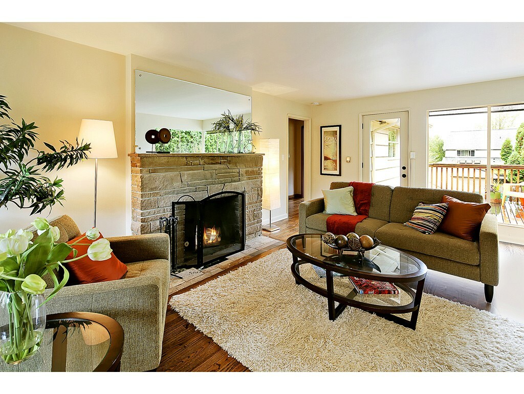 Property Photo: 10515 2nd Ave NW WA 98177