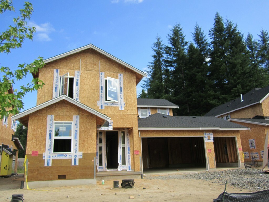 Property Photo:  1099 SE 10th Lot 116 St  WA 98045 