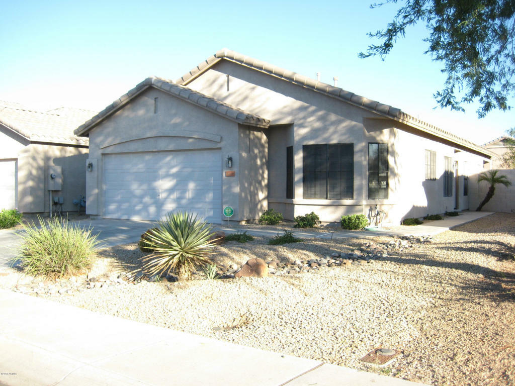 Property Photo:  8844 W Laurel Lane  AZ 85345 