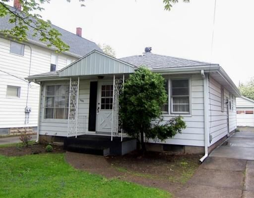 Property Photo: 2632 Poplar Street PA 16508