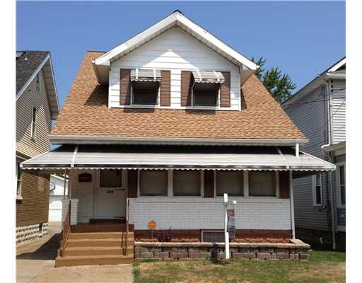 Property Photo: 216 E 31 PA 16504