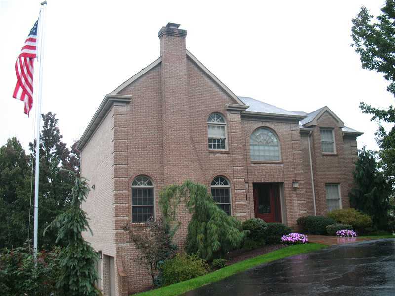 Property Photo:  174 Hickory Heights Dr.  PA 15017 