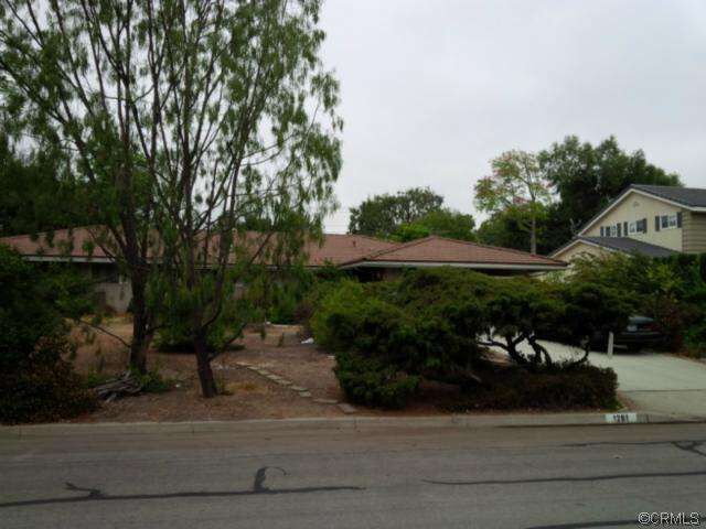 Property Photo:  1281 Brittany Cross Road  CA 92705 