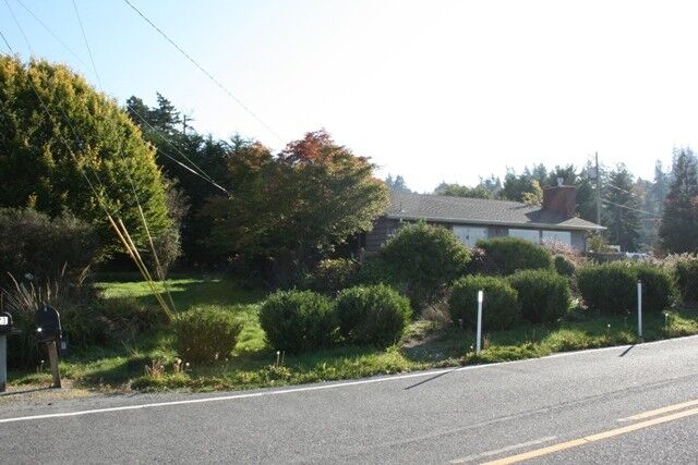 Property Photo: 22 Utsalady Rd WA 98282