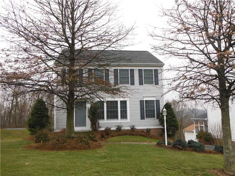 Property Photo:  982 Bideford Drive  PA 15129
