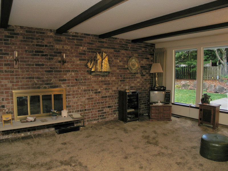 Property Photo: 2818 NE 203rd St WA 98155