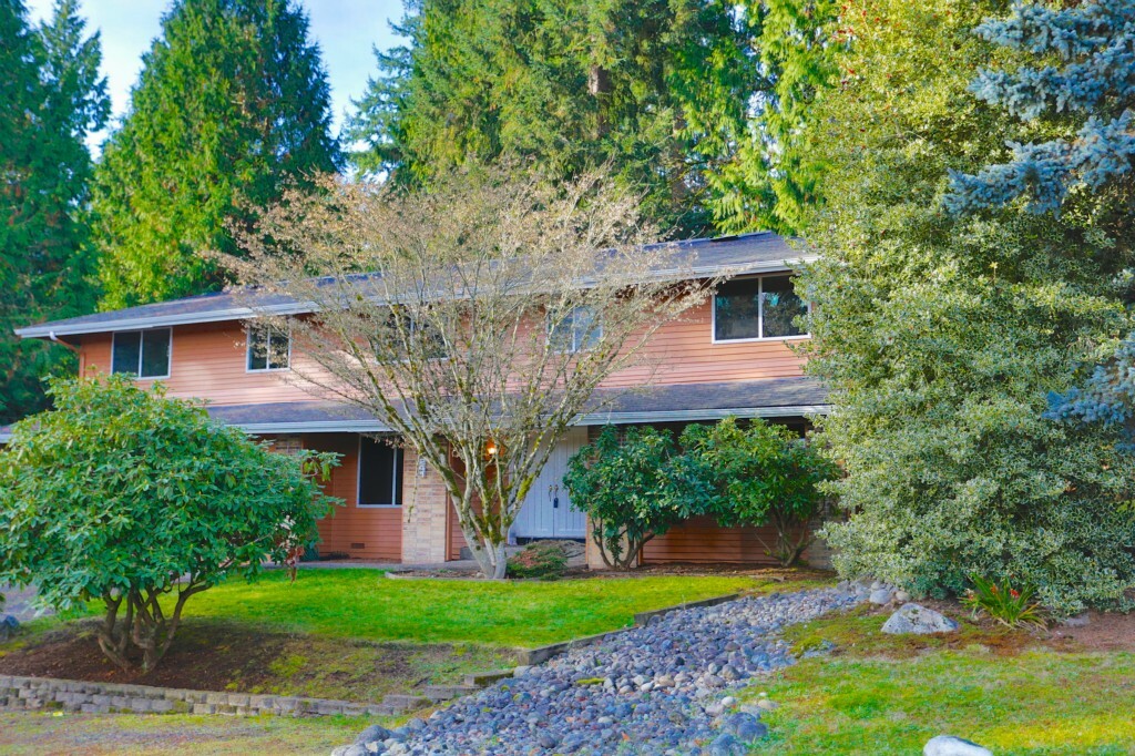 Property Photo:  1241 185th Ave NE  WA 98008 