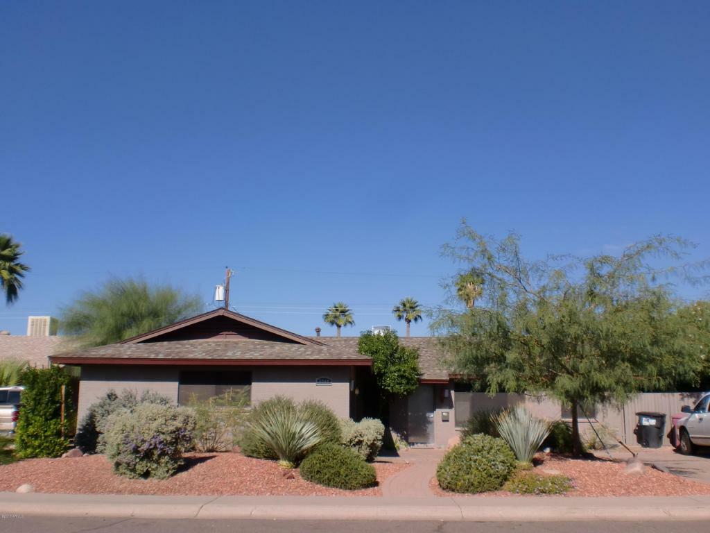 Property Photo:  8702 E Jackrabbit Road  AZ 85250 