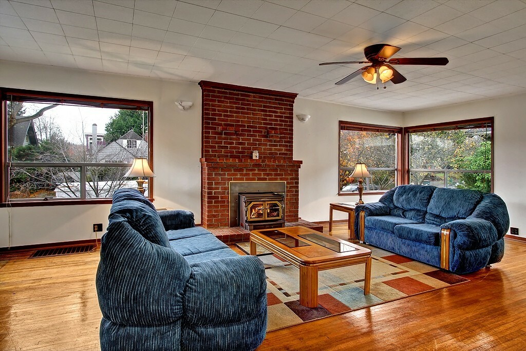 Property Photo: 2822 33rd Ave S WA 98144