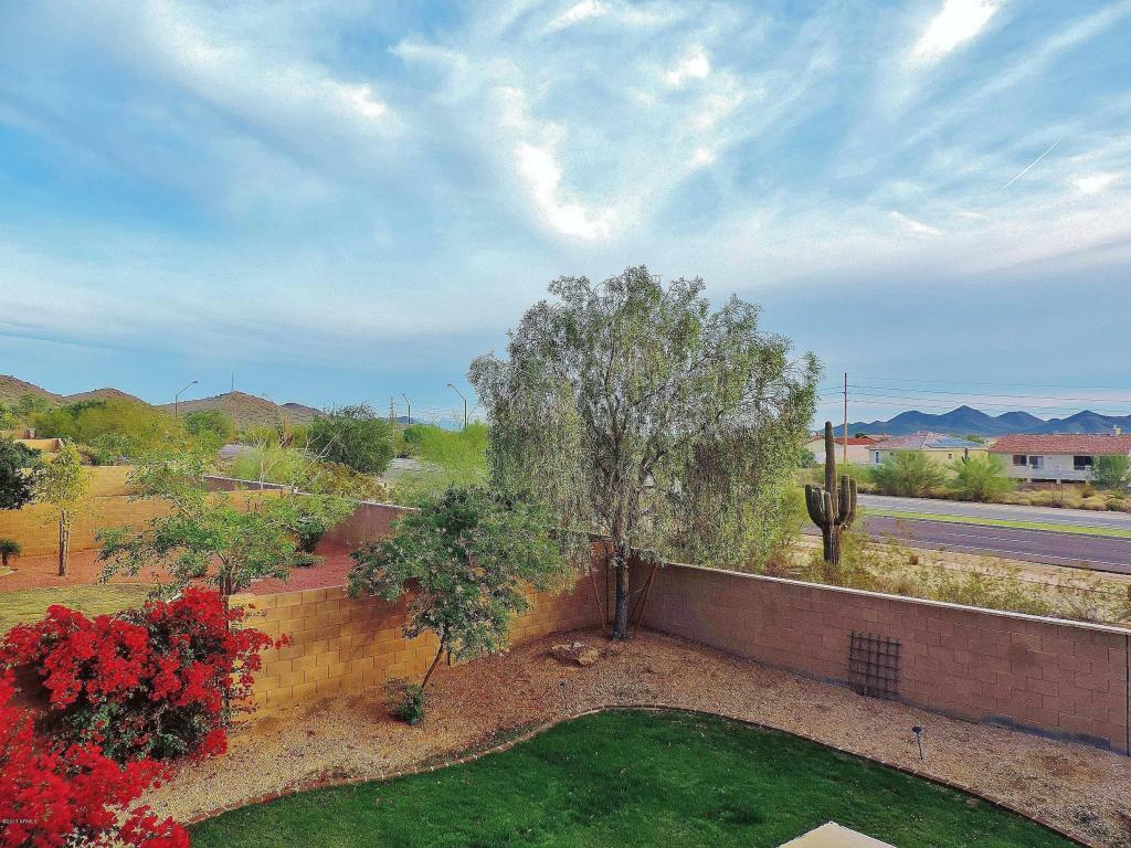 Property Photo:  2417 W Florentine Road  AZ 85086 