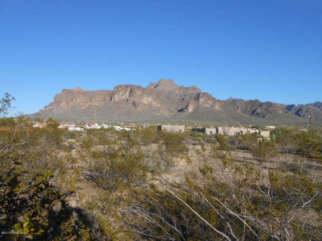 Property Photo:  851 N Mountain View Road  AZ 85119 