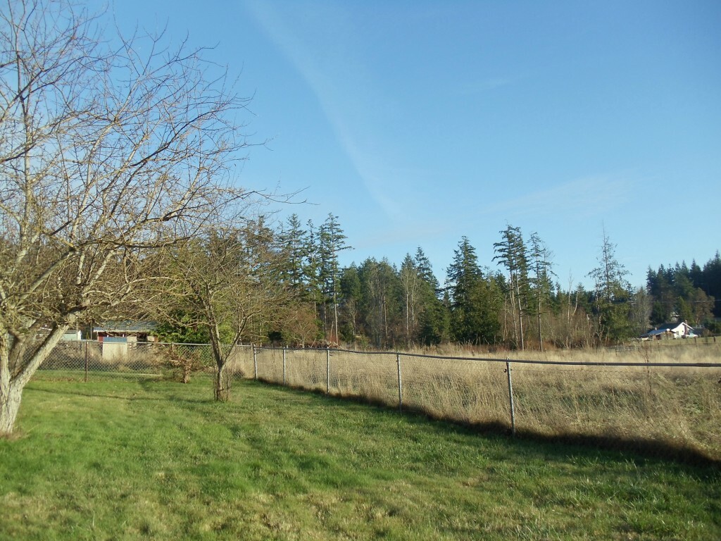 Property Photo: 783 Conklin Dr WA 98282