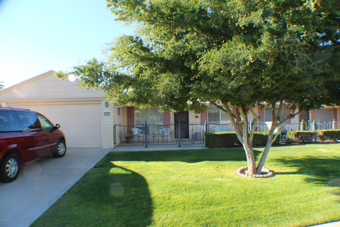 Property Photo: 10661 W Tropicana Circle AZ 85351
