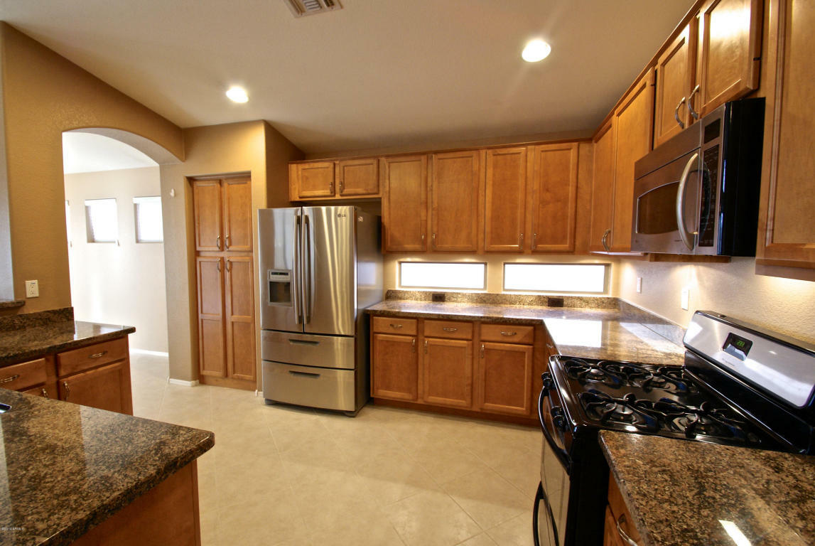 Property Photo:  2662 S Iowa Street  AZ 85286 