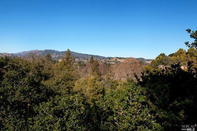 Property Photo:  61 Oak Crest Drive  CA 94903 