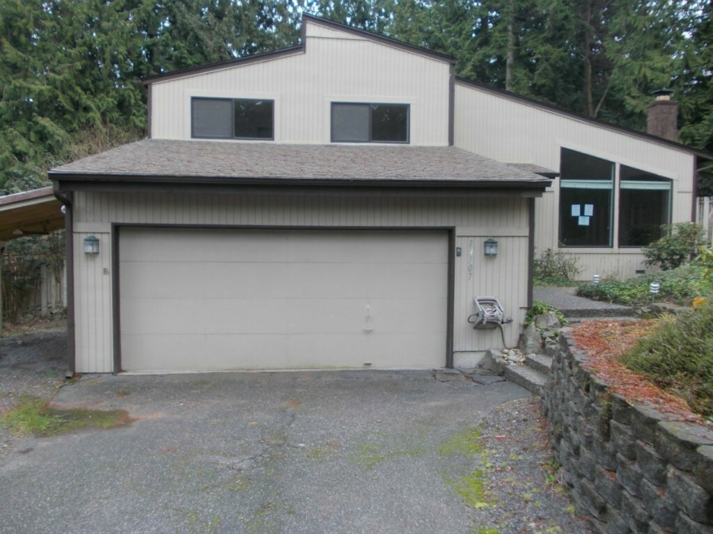 Property Photo:  14707 60th Place W  WA 98026 