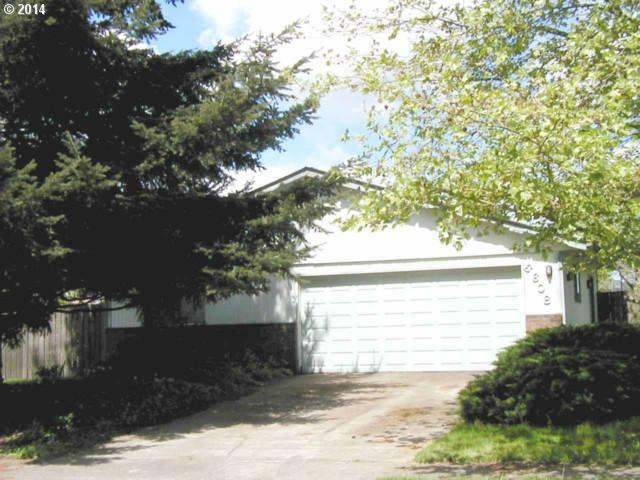 Property Photo:  6608 NE 140th Ave  WA 98682 