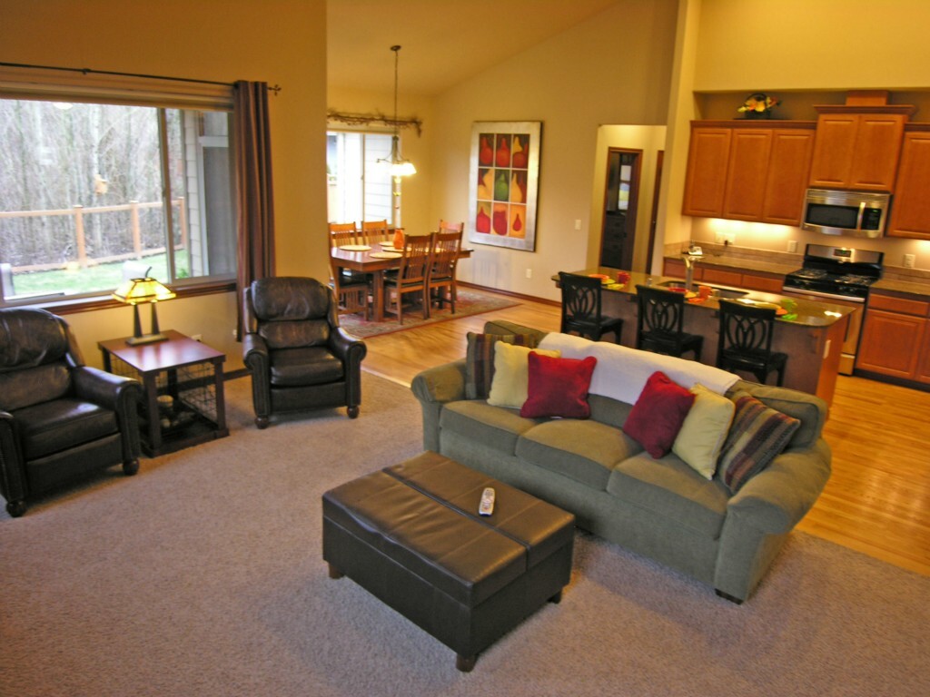 Property Photo: 5564 Old Settler Dr WA 98248
