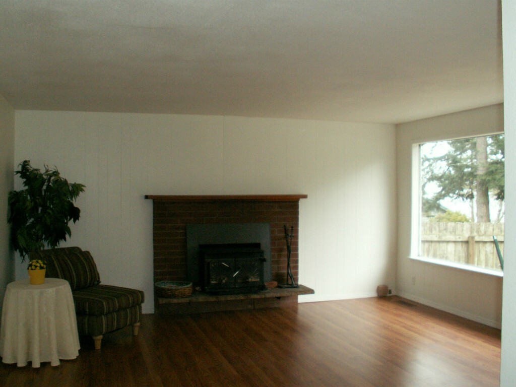 Property Photo:  2838 NE Sunset St  WA 98370 