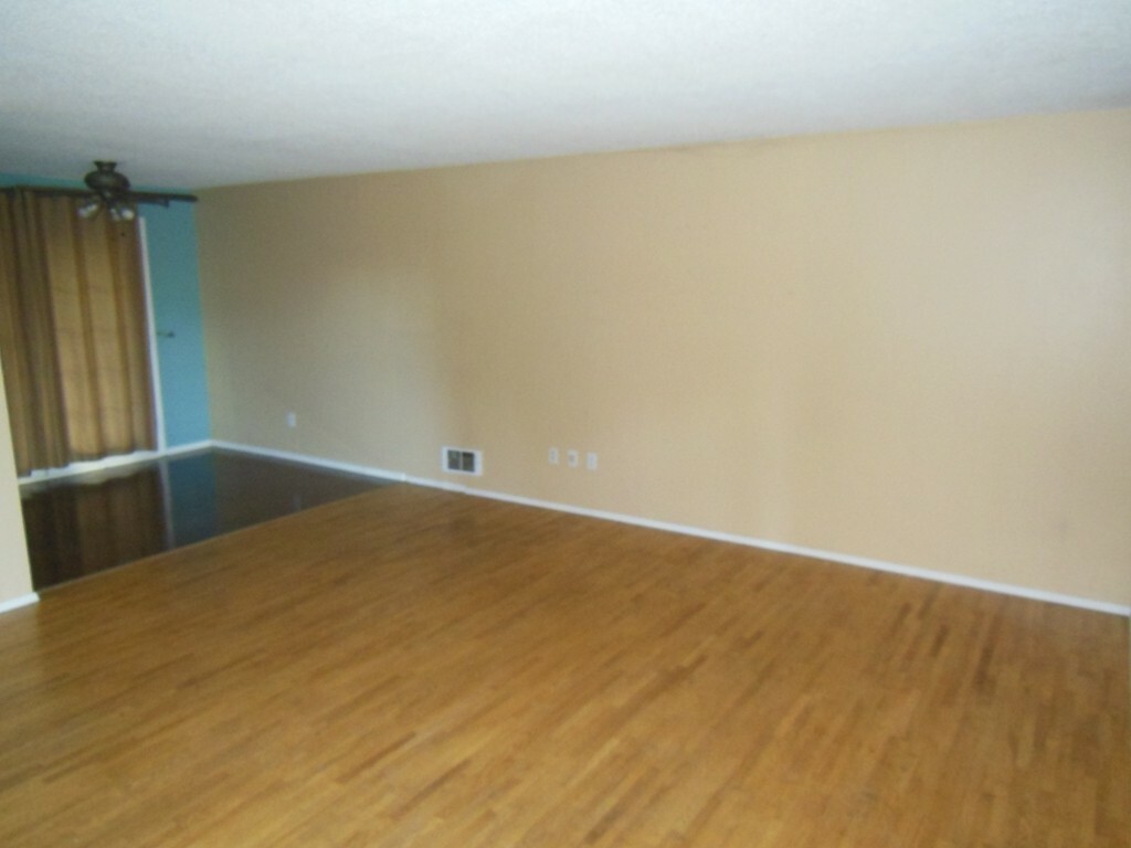 Property Photo: 5431 91st Avenue SE WA 98290