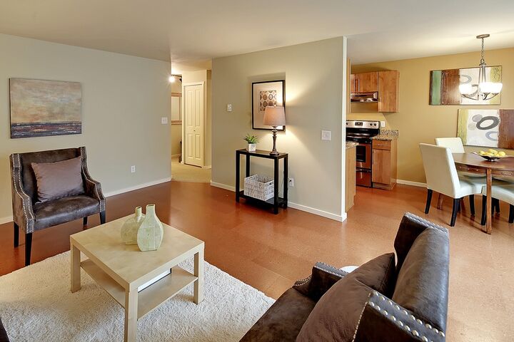 Property Photo: 1707 Boylston Avenue 102 WA 98122