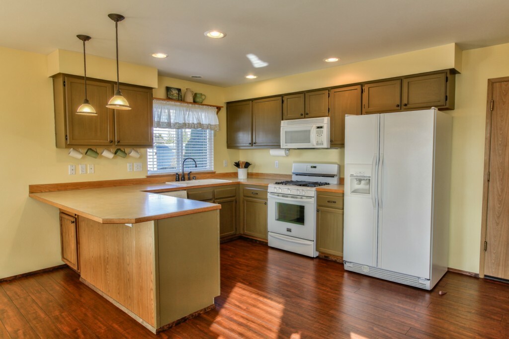 Property Photo: 227 S 27th Street WA 98274
