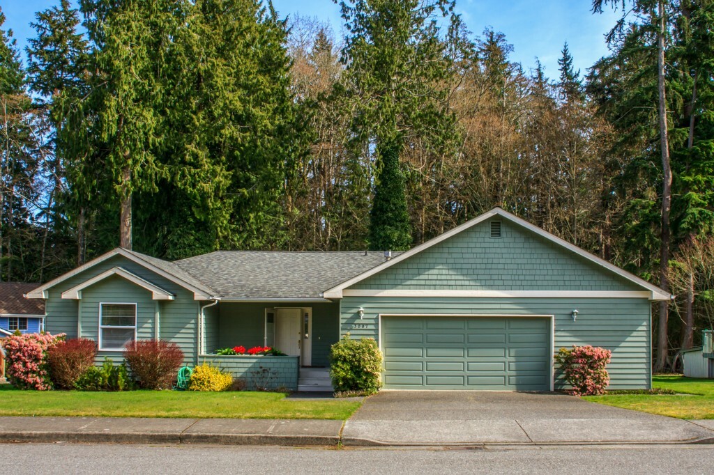 Property Photo:  3007 Alvarado Dr  WA 98229 