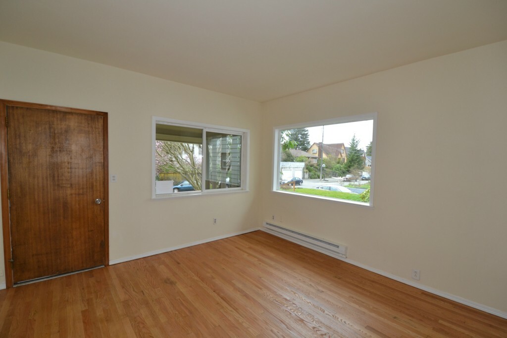 Property Photo:  3268 42nd Ave SW  WA 98116 