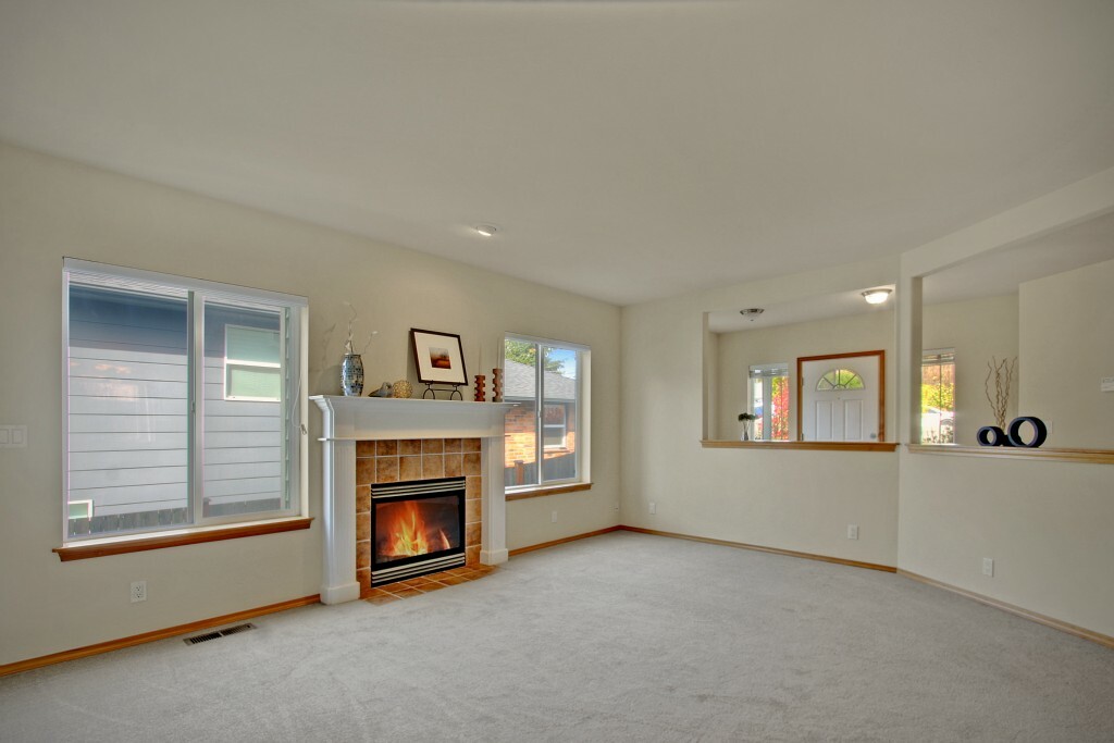 Property Photo:  3601 SW Kenyon St  WA 98126 