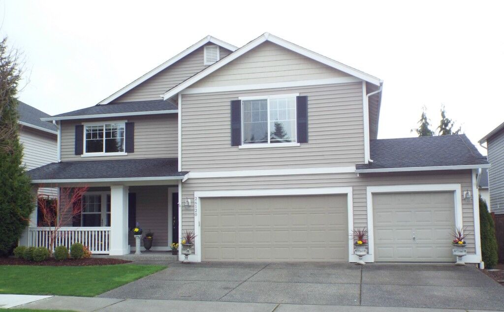 Property Photo:  26120 232nd Place SE  WA 98038 