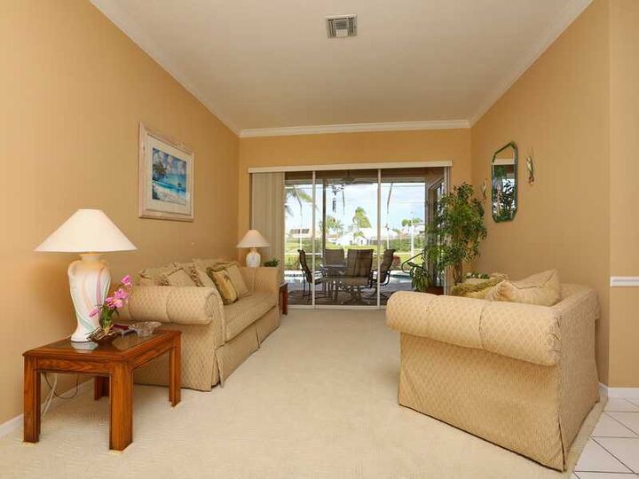 Property Photo:  4225 Augusta Terrace E  FL 34203 
