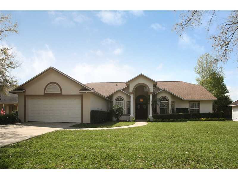 Property Photo:  7710 Apple Tree Circle  FL 32819 