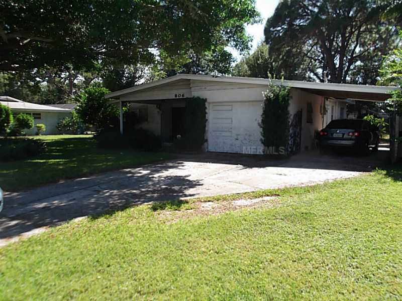 Property Photo:  806 Whitfield Avenue  FL 34243 