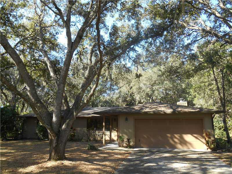 Property Photo: 3304 Swaan Lane FL 34235